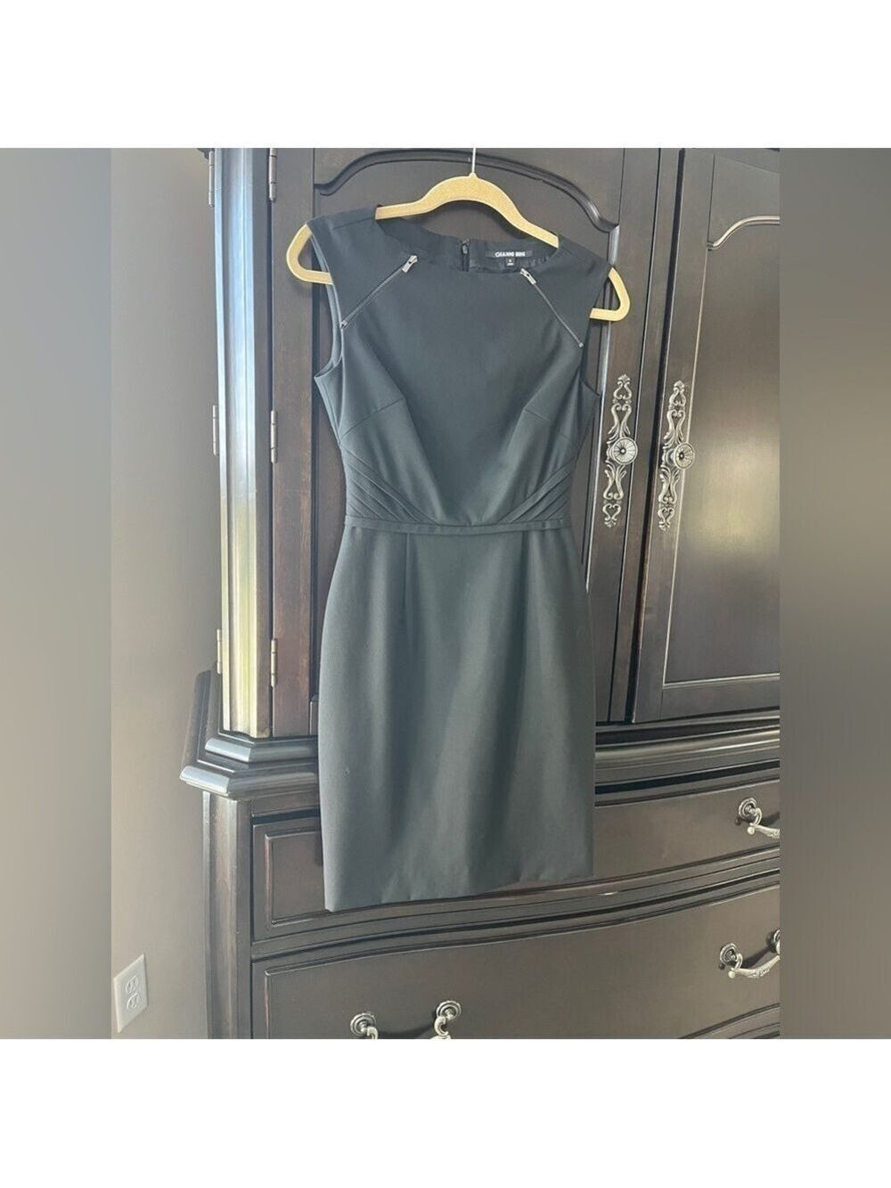 Gianni bini black dress